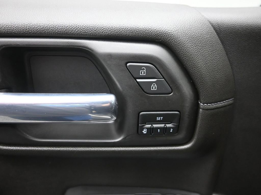 Used 2021 GMC Sierra 1500 Denali w/ Driver Alert Package II image 13