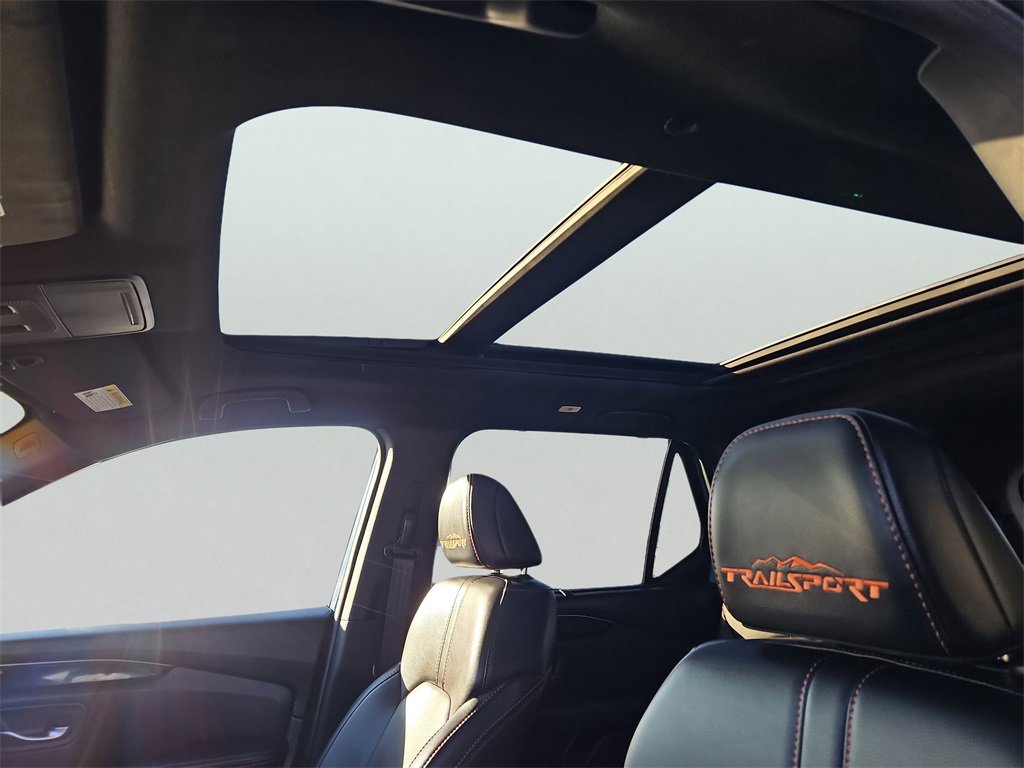 Certified 2025 Honda Pilot TrailSport image 15