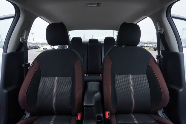 Used 2025 Nissan Versa SR w/ Trunk Package image 34