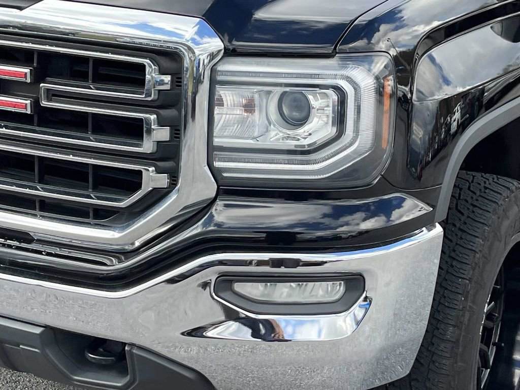 Used 2018 GMC Sierra 1500 SLE w/ SLE Value Package image 10