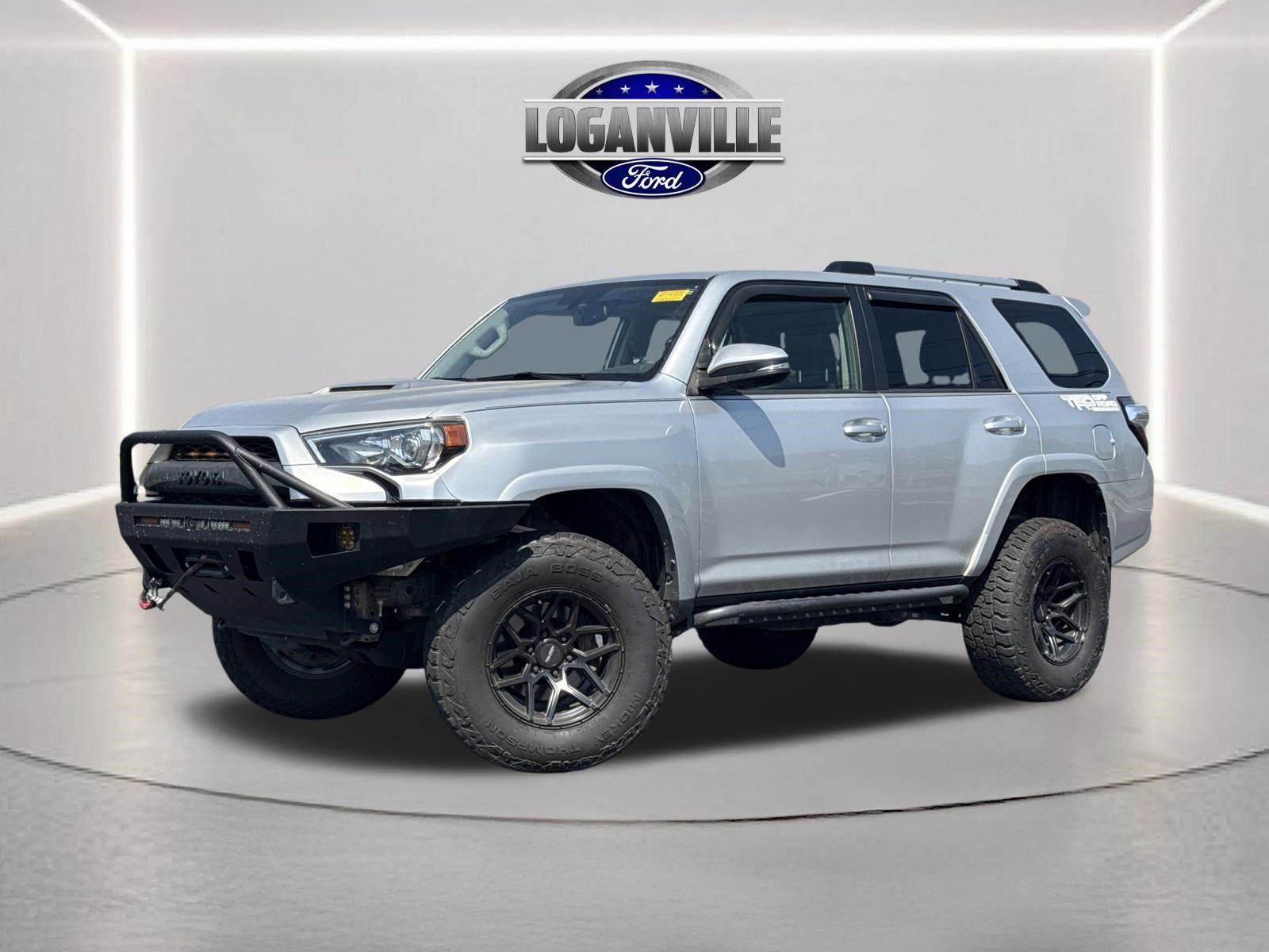 Used 2016 Toyota 4Runner Trail Premium image 1