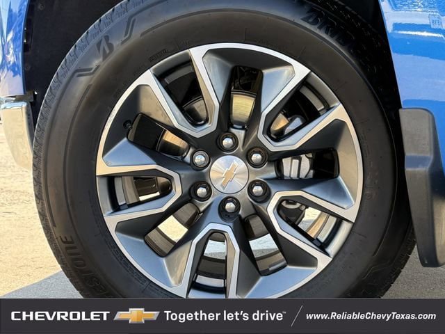 Used 2025 Chevrolet Silverado 1500 LT w/ Texas Edition Plus RWD image 10
