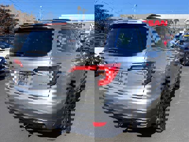 Used 2021 Honda Pilot Special Edition image 3