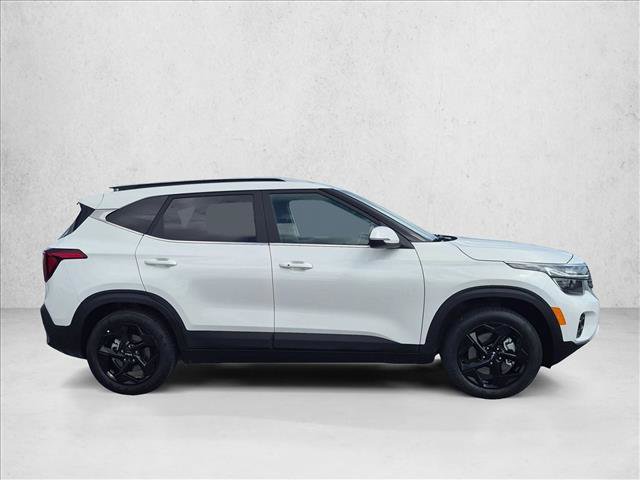Used 2026 Kia Seltos EX w/ EX Sunroof Package AWD/4WD image 4