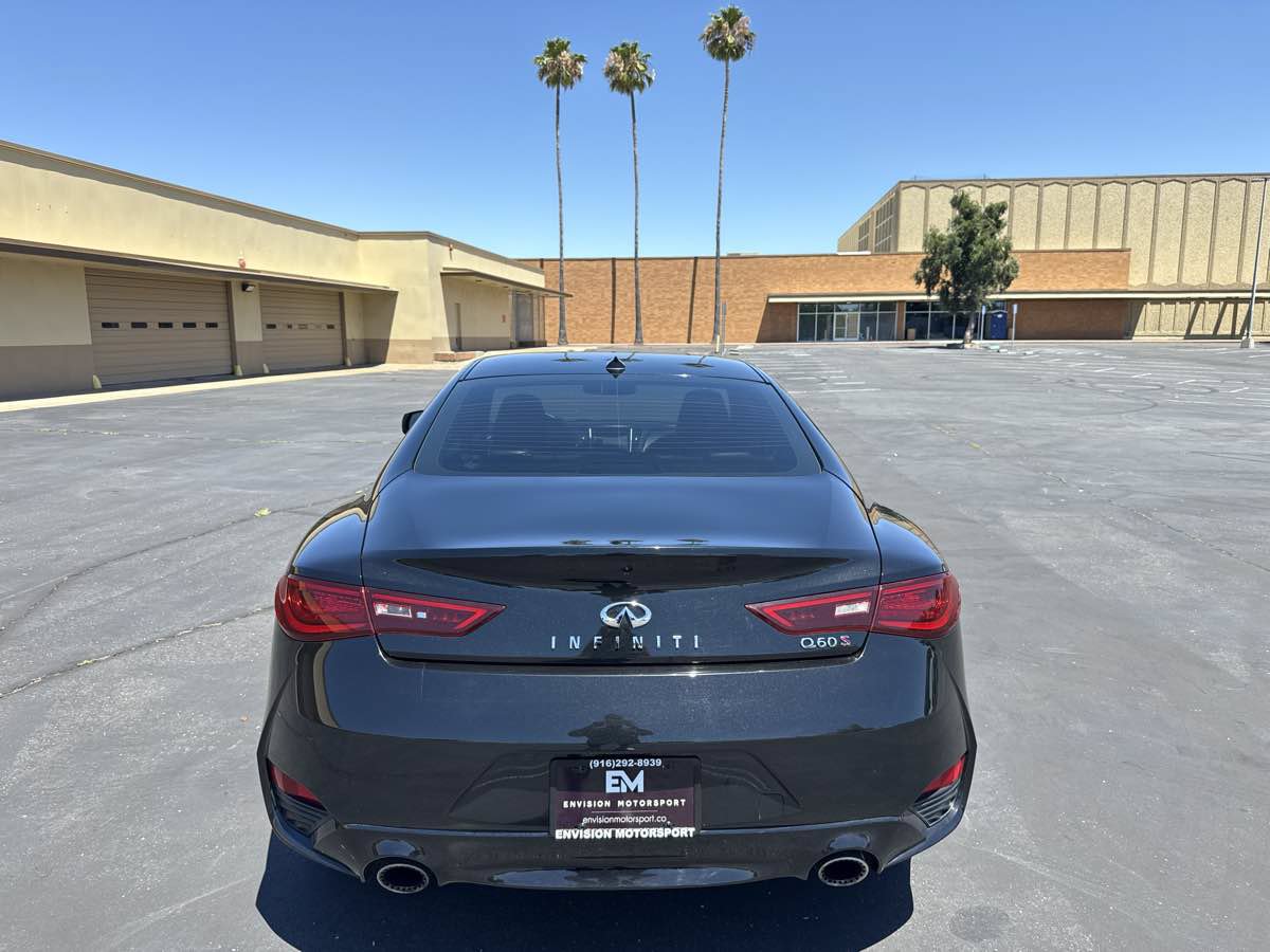 Used 2019 INFINITI Q60 Red Sport 400 w/ Cargo Package RWD image 6