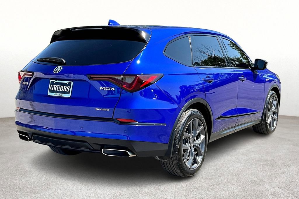 Used 2023 Acura MDX A-Spec image 2