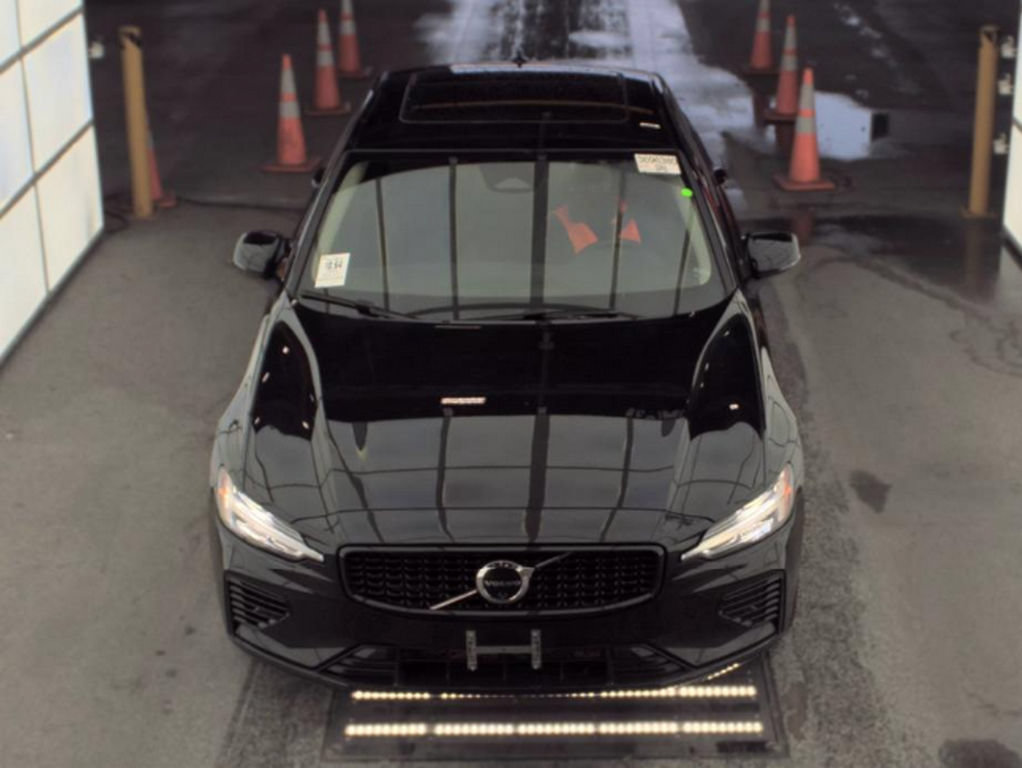 Used 2024 Volvo S60 T8 Plus w/ Climate Package AWD/4WD image 3