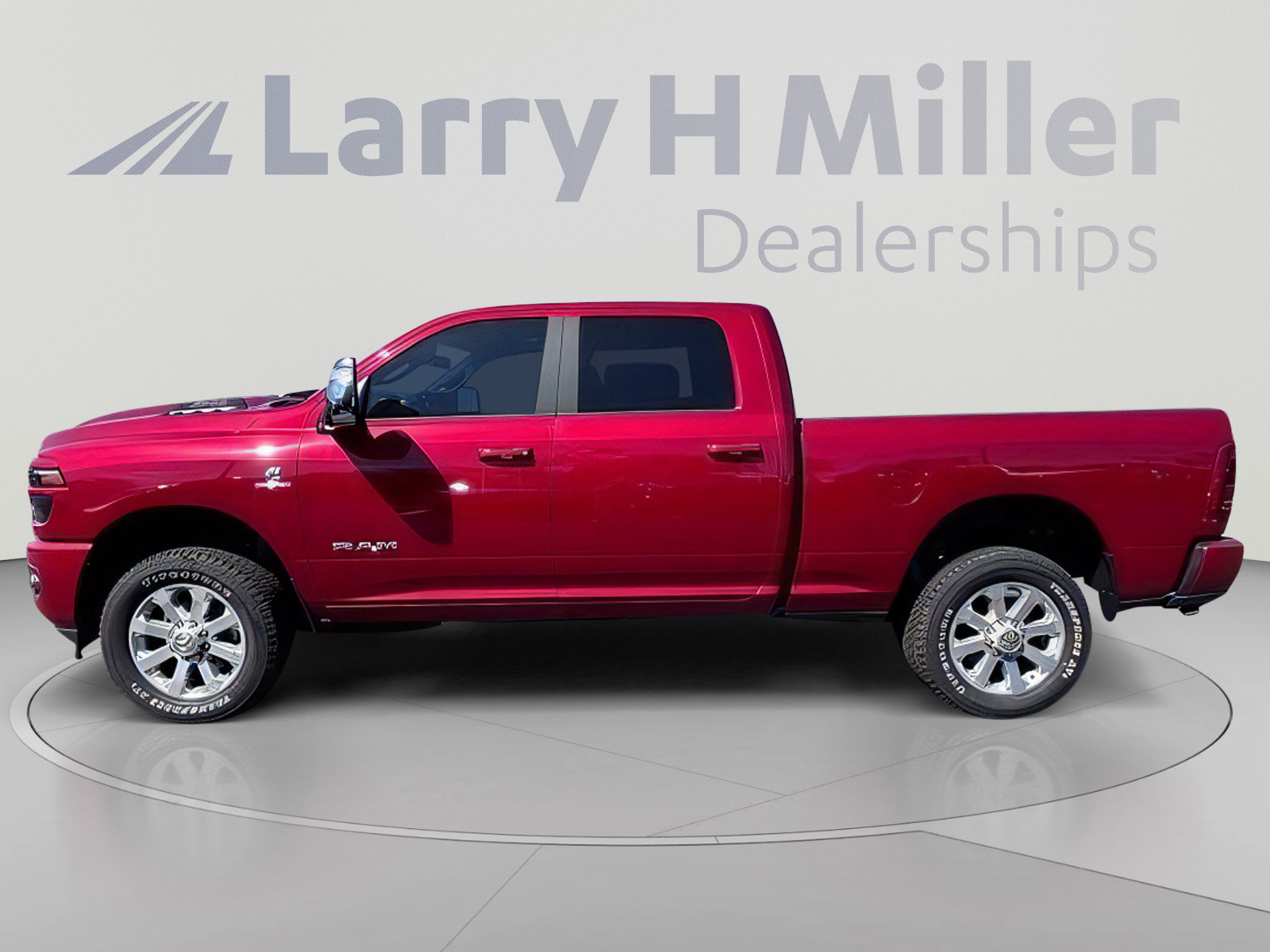 New 2026 RAM 2500 Laramie w/ Sport Appearance Package AWD/4WD image 3
