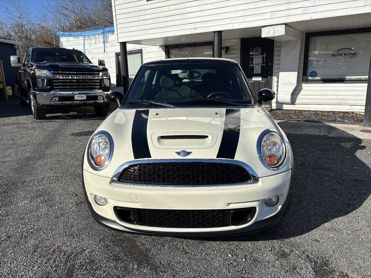 Used 2011 MINI Cooper S image 3