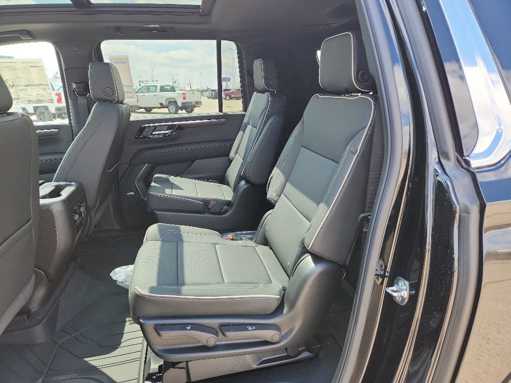 New 2026 Chevrolet Suburban Premier w/ Sun And Tow Package AWD/4WD image 48