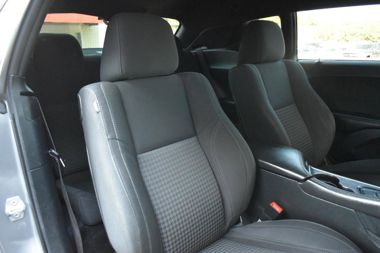 Used 2017 Dodge Challenger R/T w/ Sound Group image 27