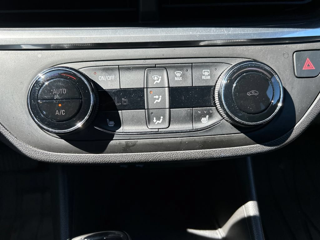 Used 2024 Buick Envista Preferred w/ Convenience I Package FWD image 24