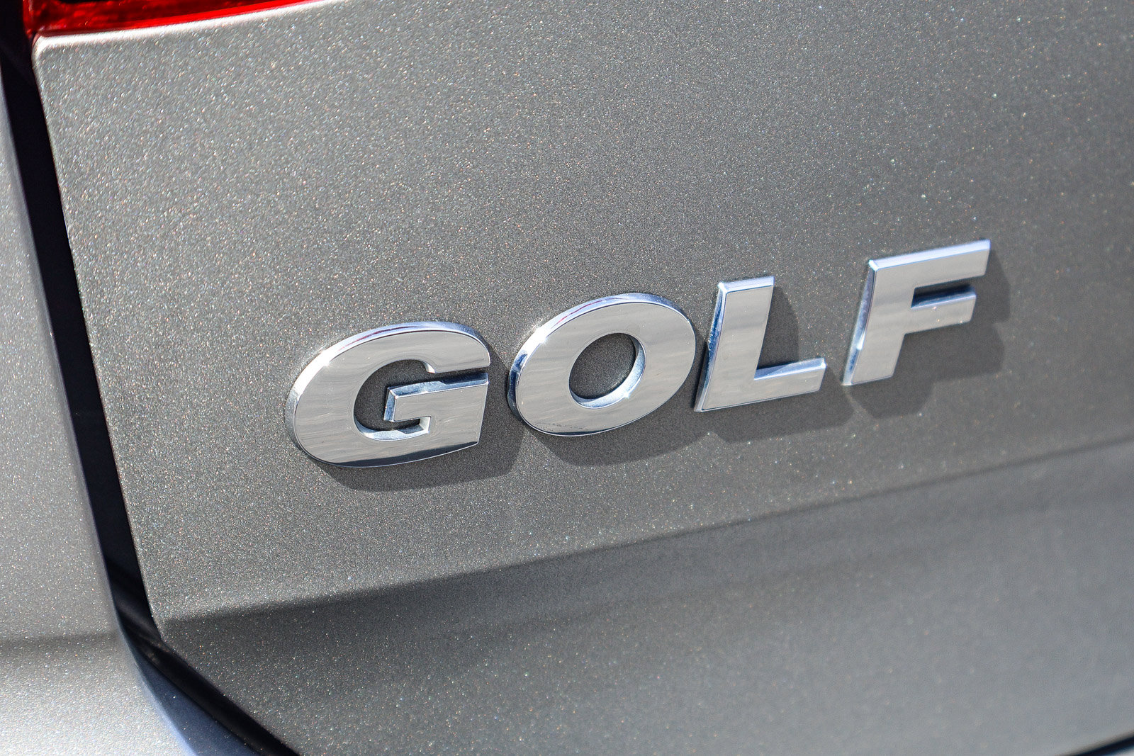 Used 2017 Volkswagen Golf S image 28