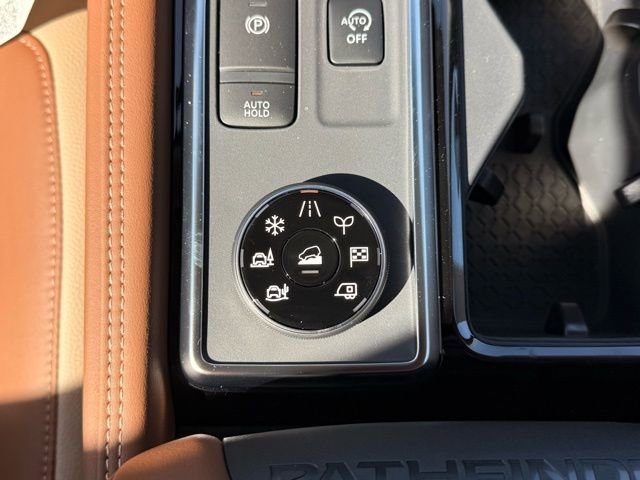 New 2026 Nissan Pathfinder Platinum w/ Cargo Package image 30