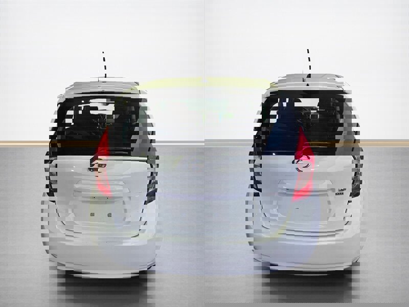 Used 2016 Nissan Versa Note SV image 5