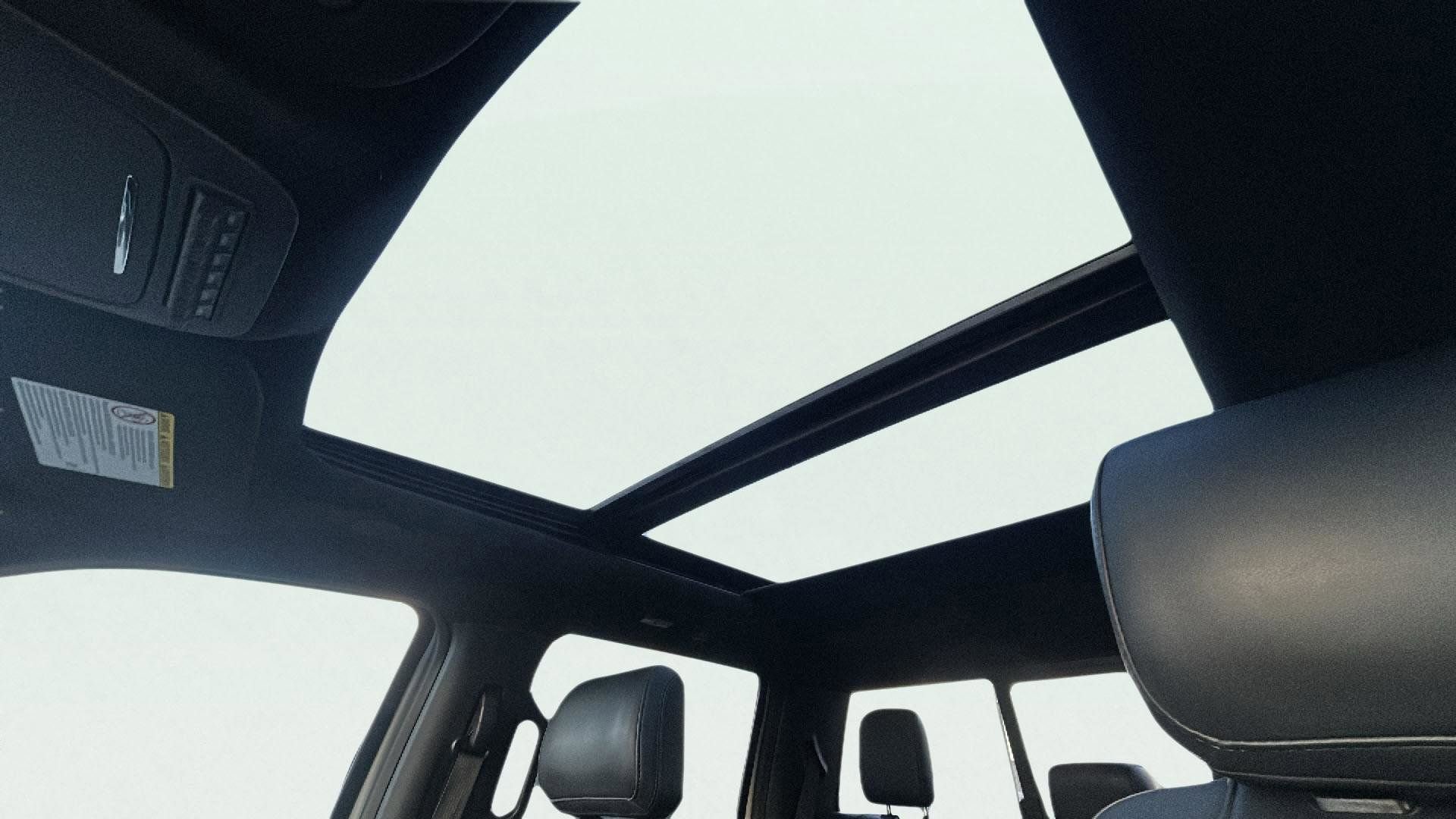 Used 2025 Ford F250 Platinum image 23