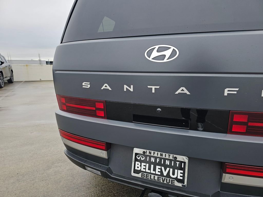 Used 2025 Hyundai Santa Fe Limited w/ Tow & Go Package image 15