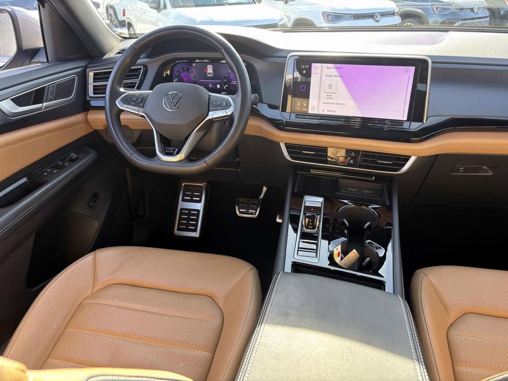 Used 2024 Volkswagen Atlas Cross Sport SEL R-Line image 30