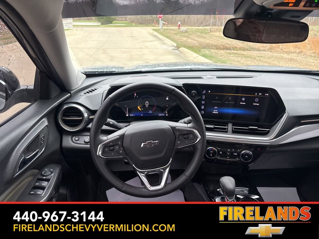 Certified 2025 Chevrolet Trax ACTIV w/ Sunroof Package image 44