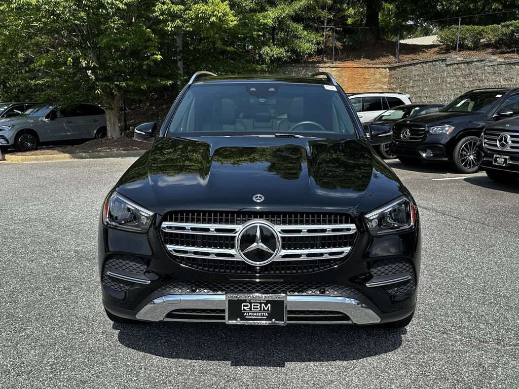 Certified 2025 Mercedes-Benz GLE 450e 4MATIC w/ Driver Assistance Package image 3