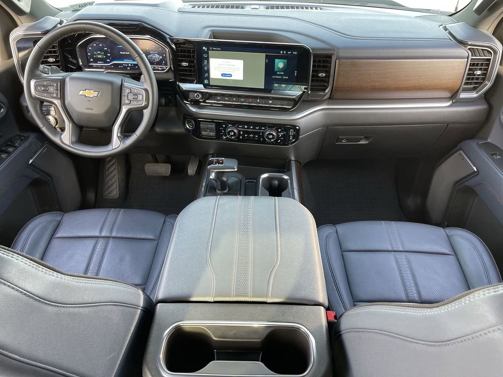 Used 2024 Chevrolet Silverado 1500 High Country w/ High Country Premium Package image 21