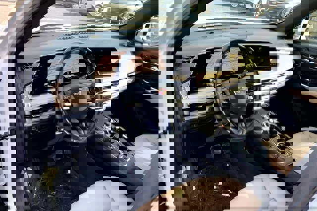 Used 2024 Cadillac XT4 Luxury w/ Trailering Package image 14