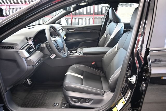 New 2026 Toyota Camry SE FWD image 10