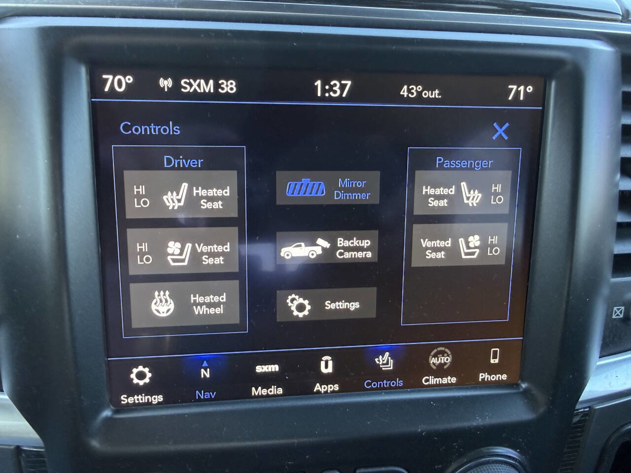 Used 2018 RAM 1500 Limited image 23