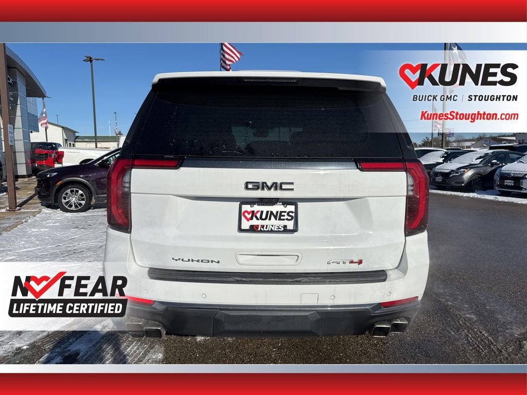 Used 2025 GMC Yukon AT4 w/ AT4 Premium Package image 10