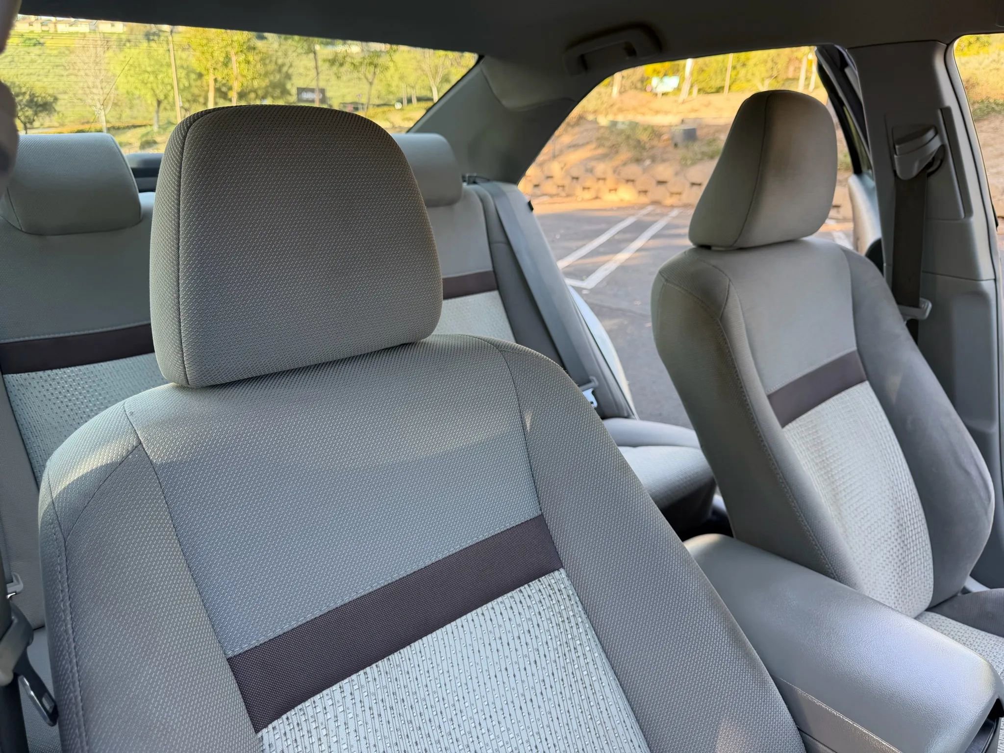 Used 2013 Toyota Camry LE image 21