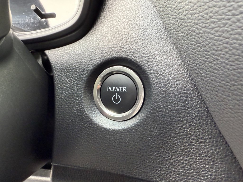 Certified 2025 Toyota Corolla SE image 16