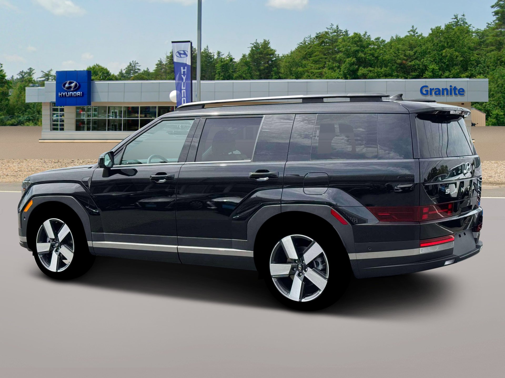 New 2026 Hyundai Santa Fe Limited w/ Tow & Go Package AWD/4WD image 4