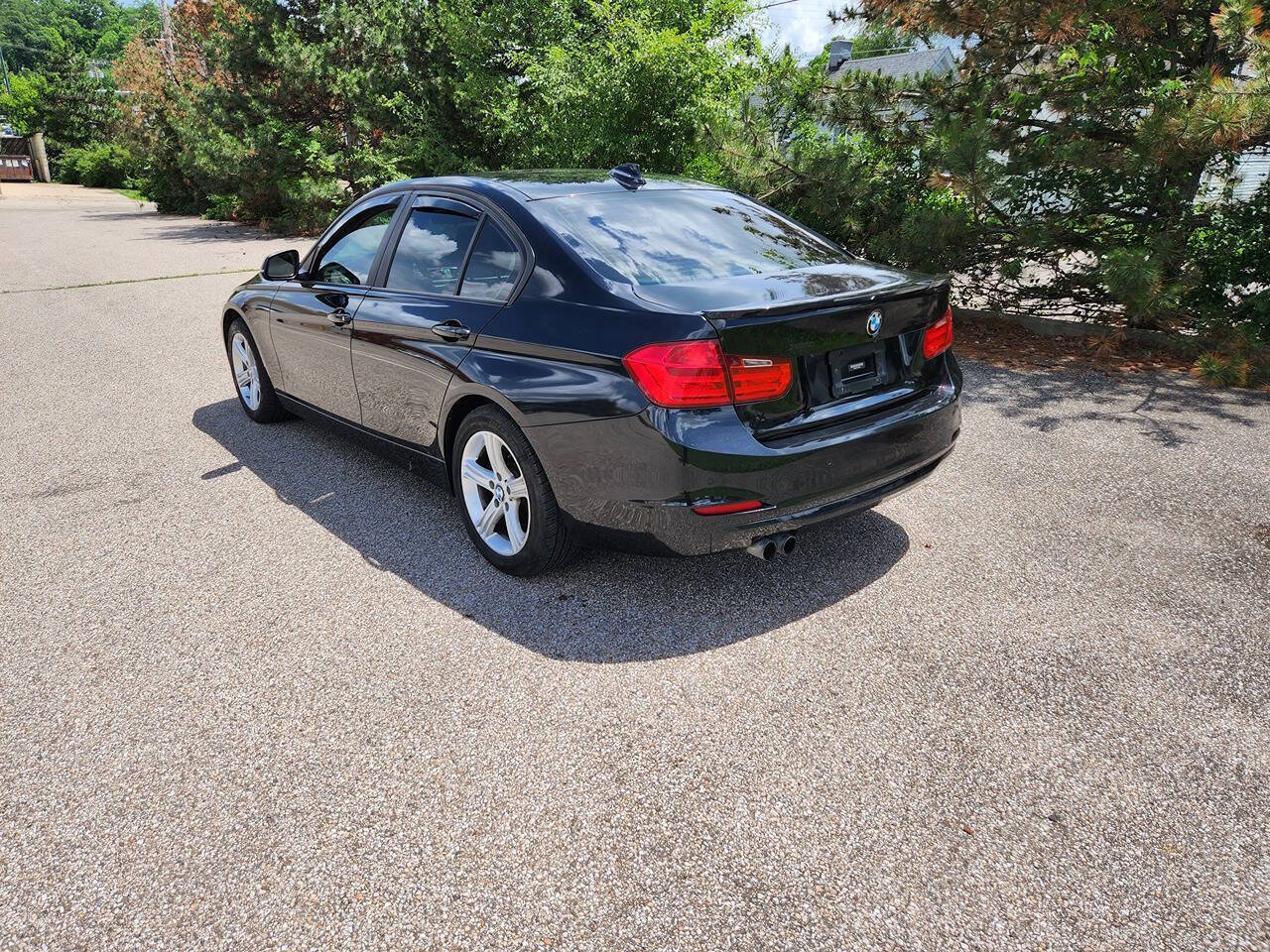 Used 2015 BMW 328i xDrive Sedan AWD/4WD image 12
