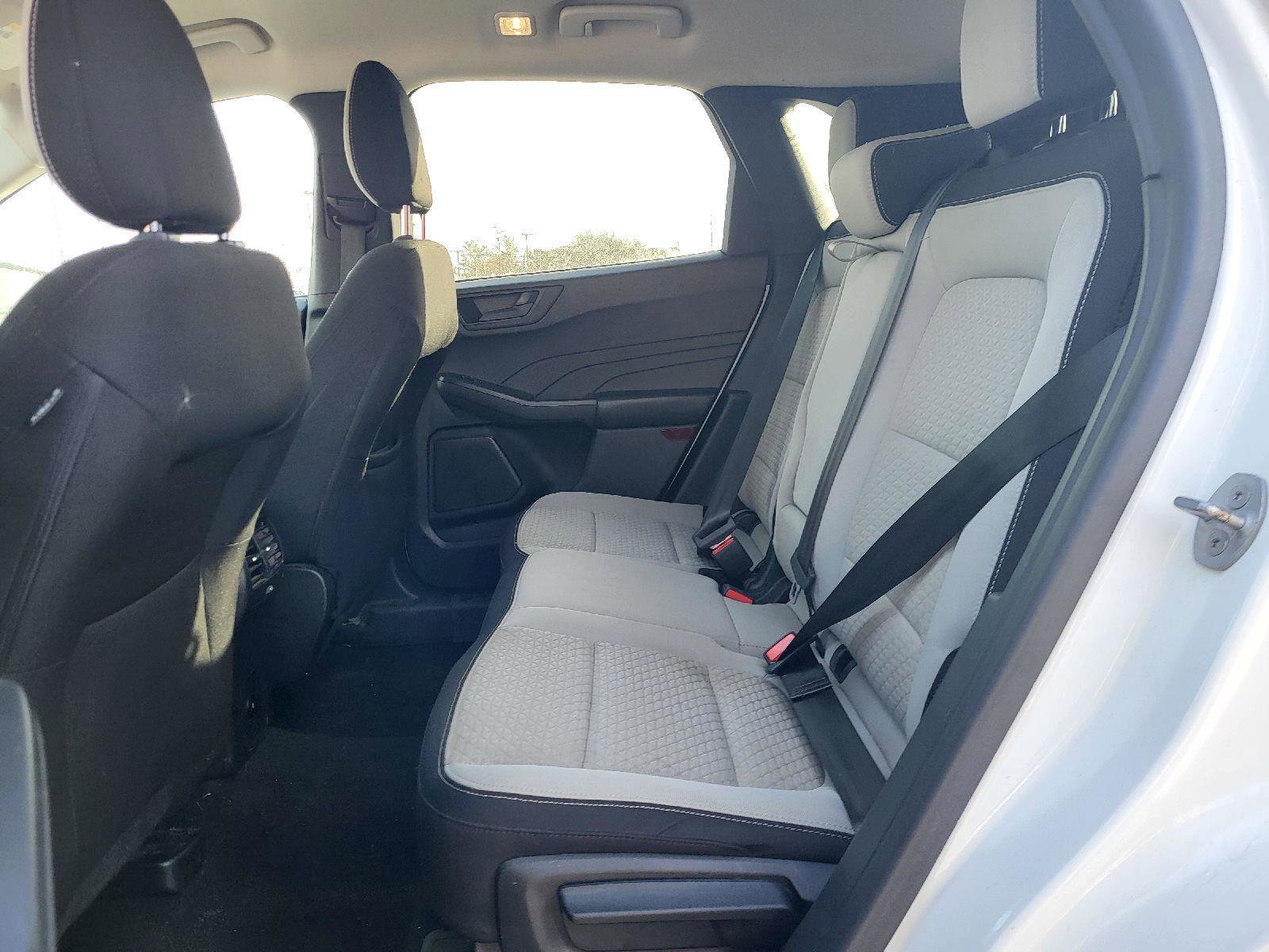 Used 2023 Ford Escape Active image 10