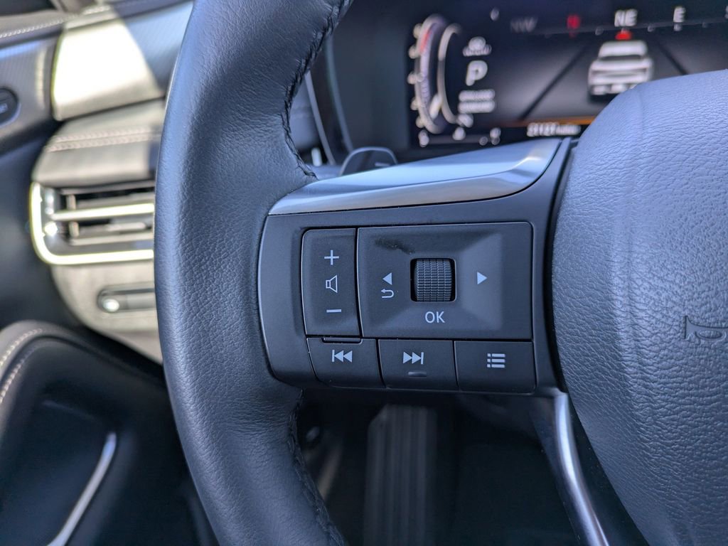 Certified 2025 INFINITI QX60 Luxe image 29