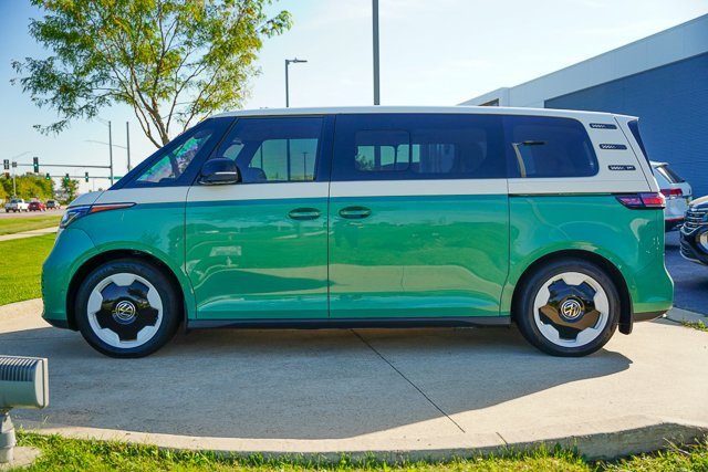 New 2025 Volkswagen ID. Buzz 1st Edition image 6