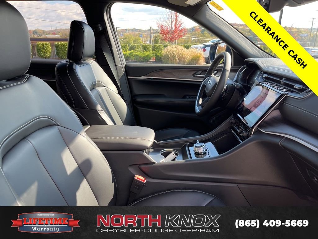 New 2025 Jeep Grand Cherokee L Limited image 29