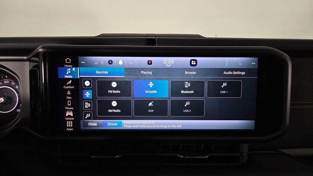 Used 2024 Jeep Gladiator Mojave w/ Technology Group AWD/4WD image 22