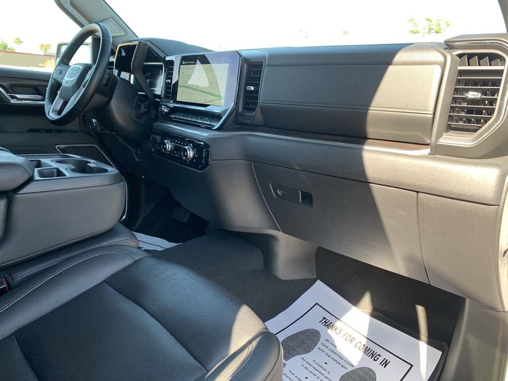 Used 2025 GMC Sierra 1500 SLT AWD/4WD image 27