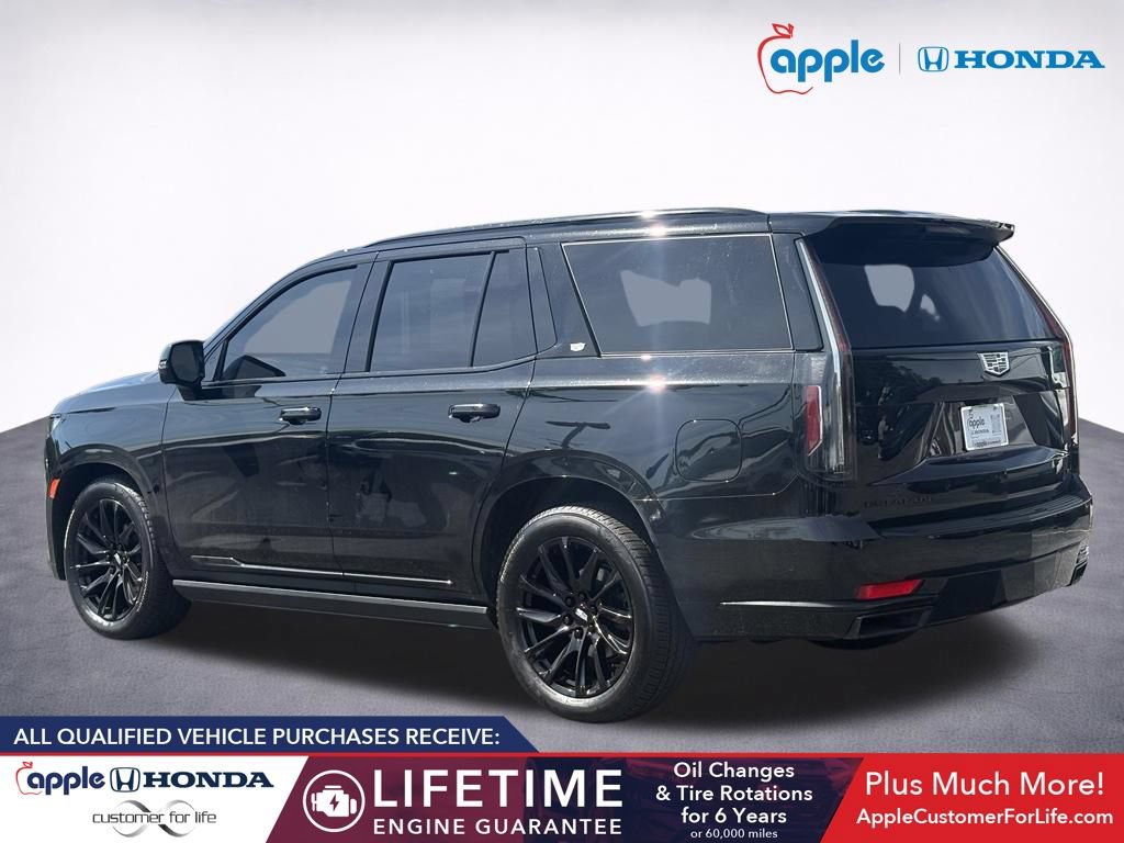 Used 2023 Cadillac Escalade Sport Platinum w/ LPO, ONYX Package AWD/4WD image 4