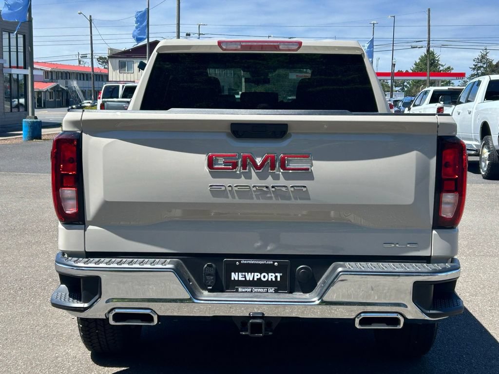 New 2026 GMC Sierra 1500 SLE w/ X31 Off-Road Package AWD/4WD image 6