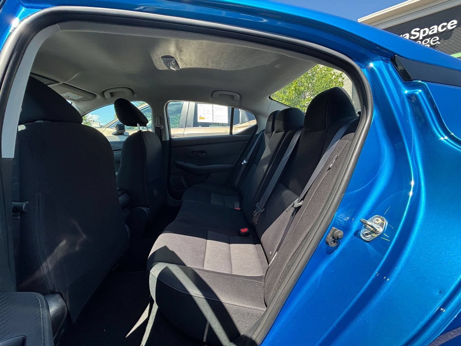 Used 2025 Nissan Sentra SV FWD image 19