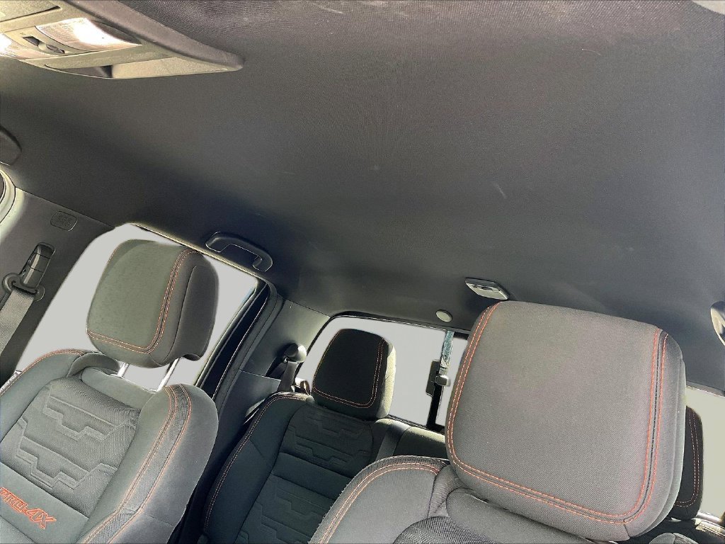 Used 2026 Nissan Frontier PRO-4X AWD/4WD image 7
