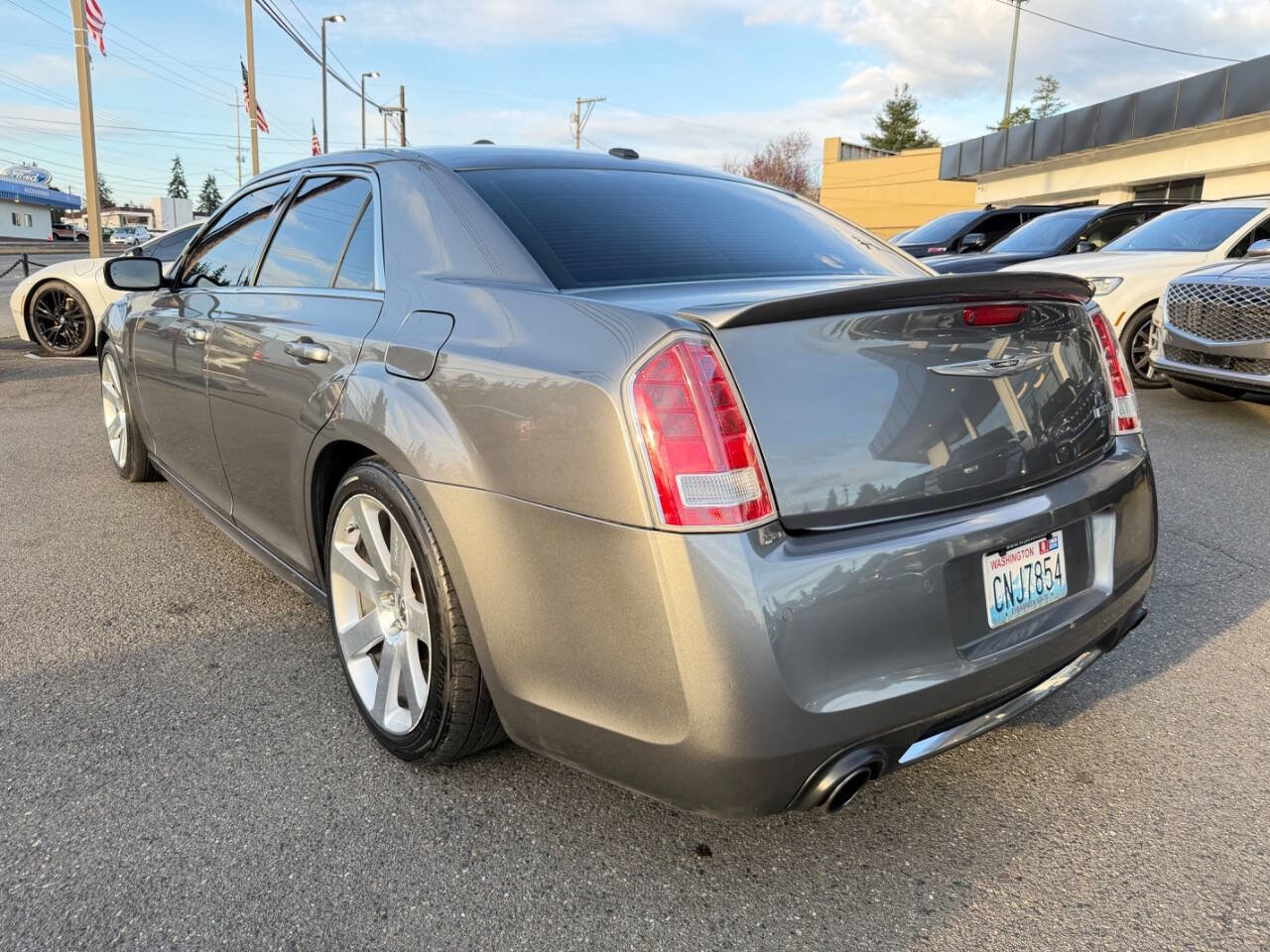 Used 2012 Chrysler 300 SRT8 w/ Leather Interior Group image 4