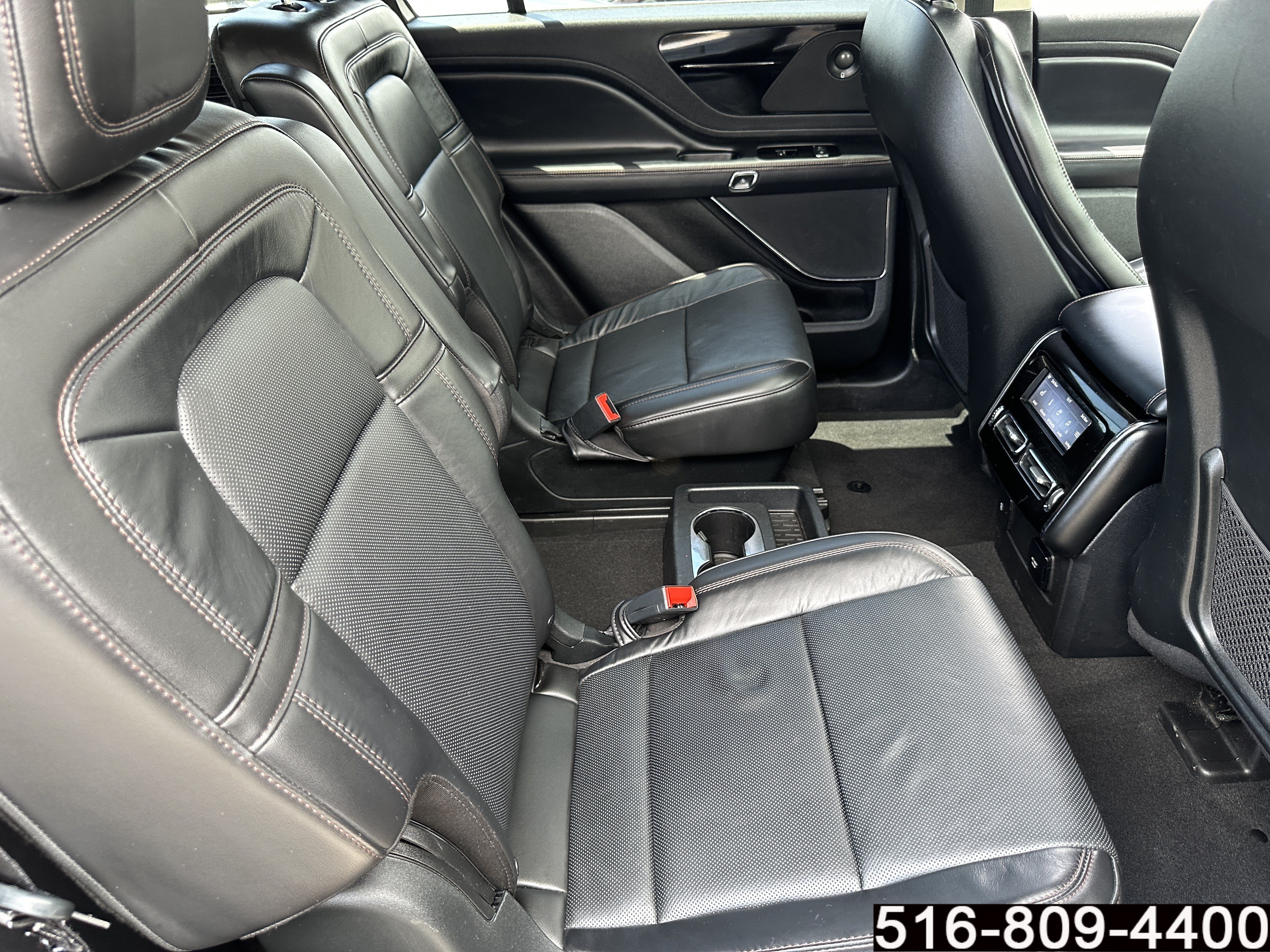 Used 2022 Lincoln Aviator Grand Touring w/ Elements Package Plus AWD/4WD image 28
