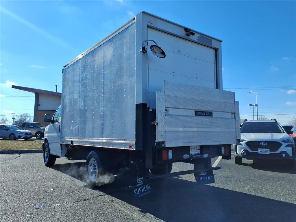 Used 2021 Chevrolet Express 3500 image 13