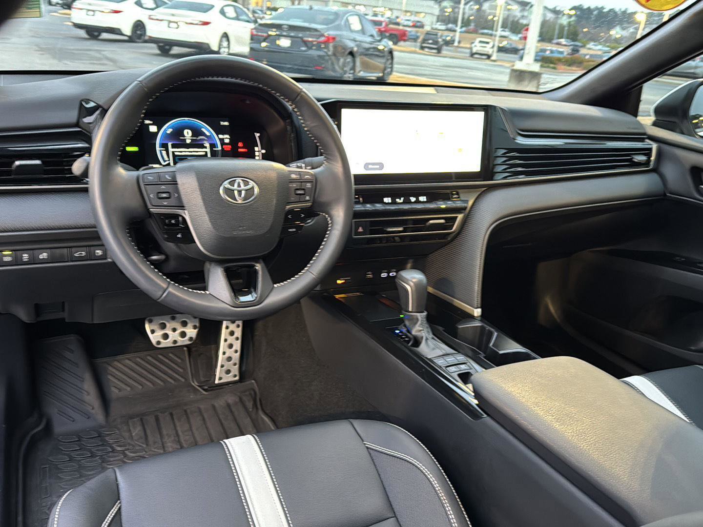 Certified 2025 Toyota Camry SE image 16