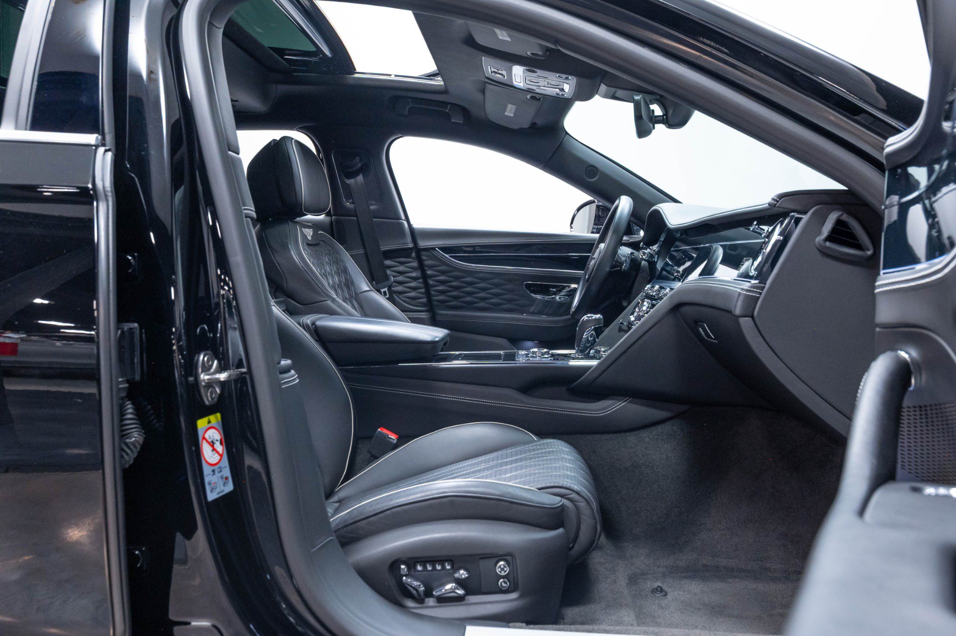 Used 2020 Bentley Flying Spur W12 AWD/4WD image 58