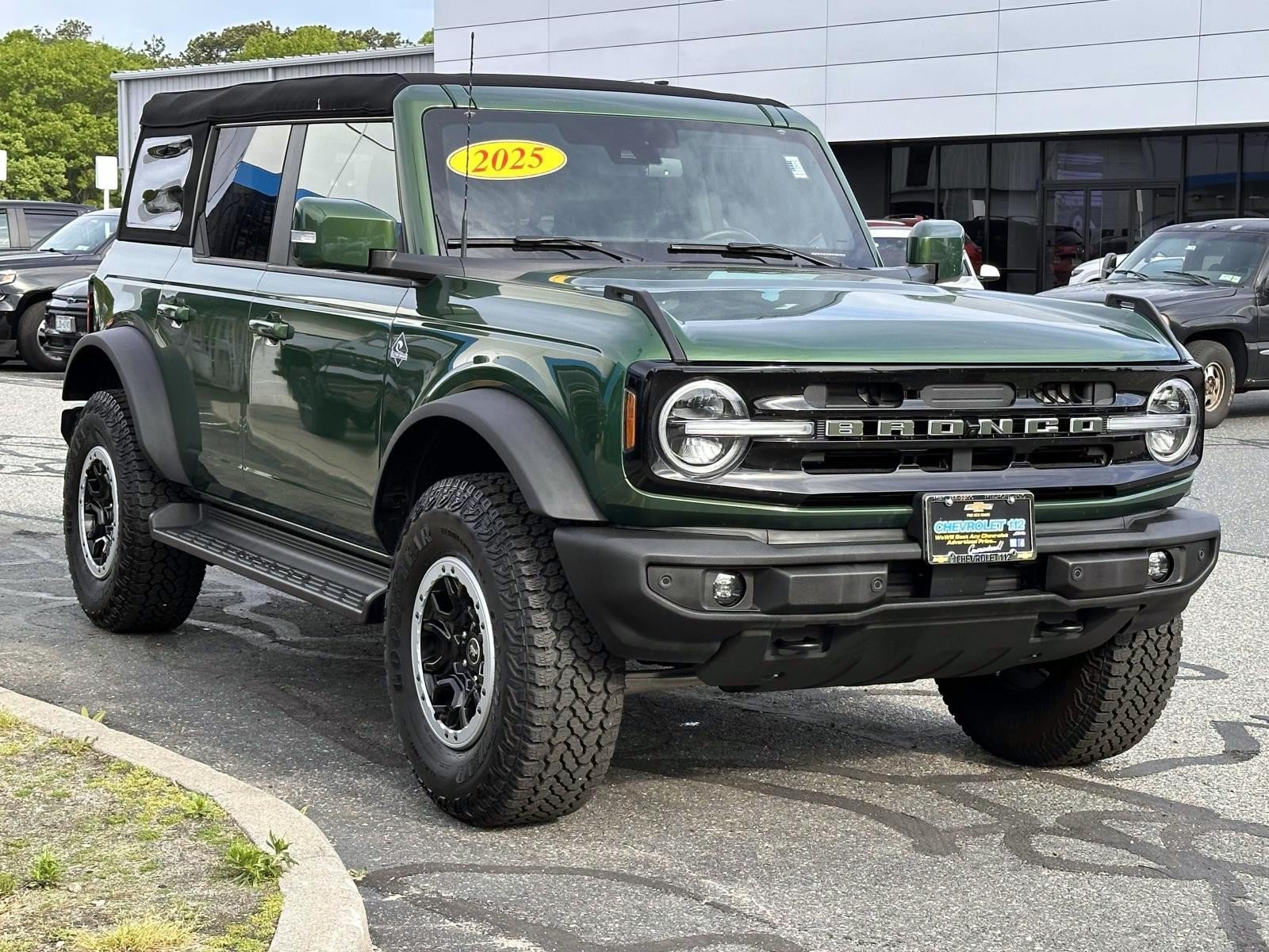 Used 2025 Ford Bronco Outer Banks w/ Sasquatch Package AWD/4WD image 5