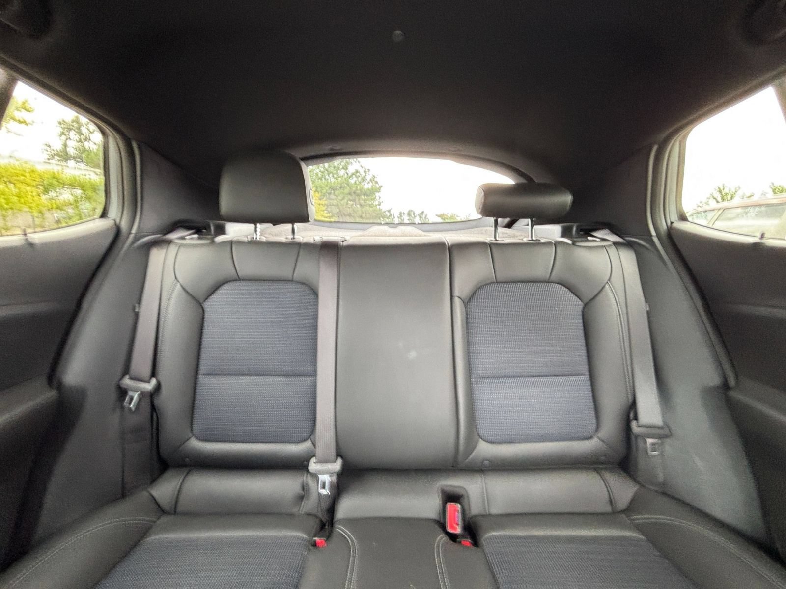 Used 2025 Buick Envista Preferred FWD image 33